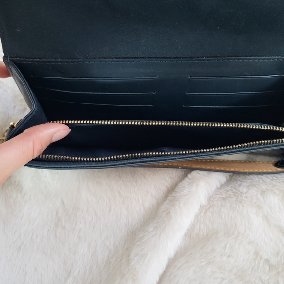 Louis Vuitton Monogram Sunset Boulevard - Picture 6 of 7